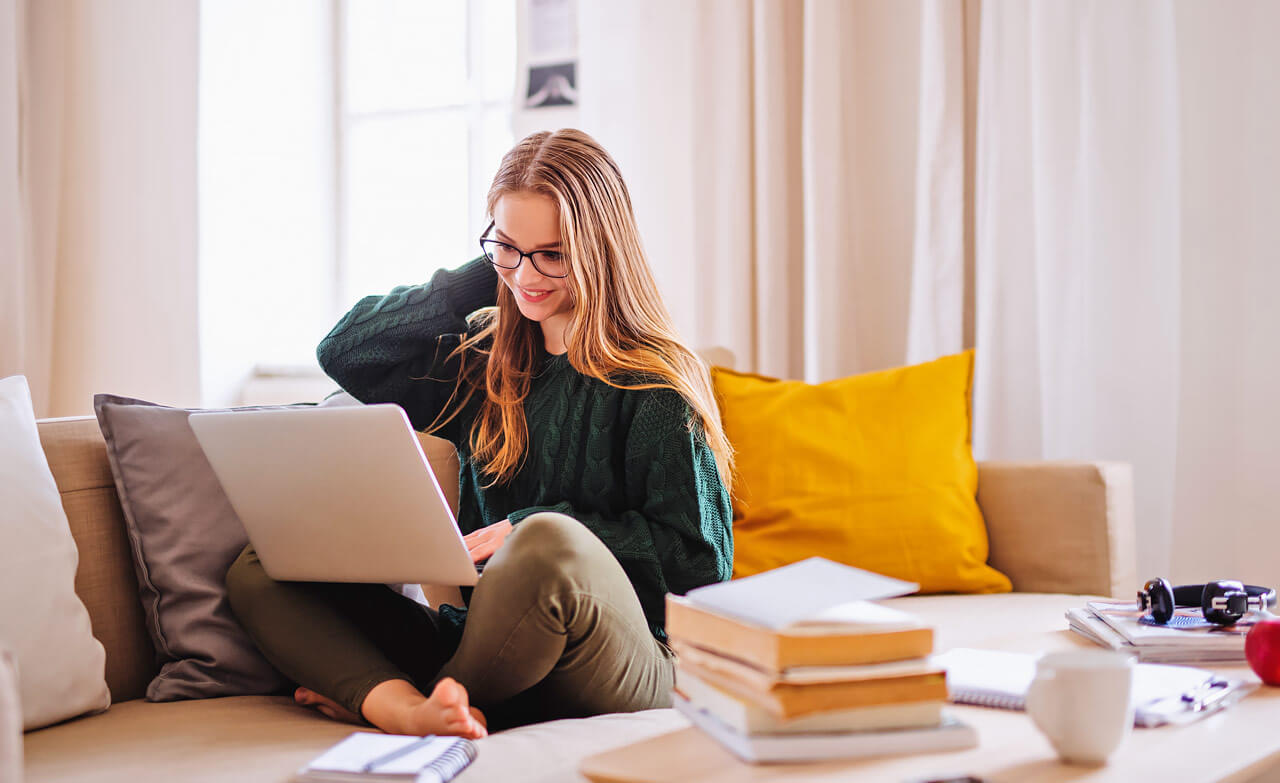 Лучшие онлайн-курсы по Яндекс.Директ 2025